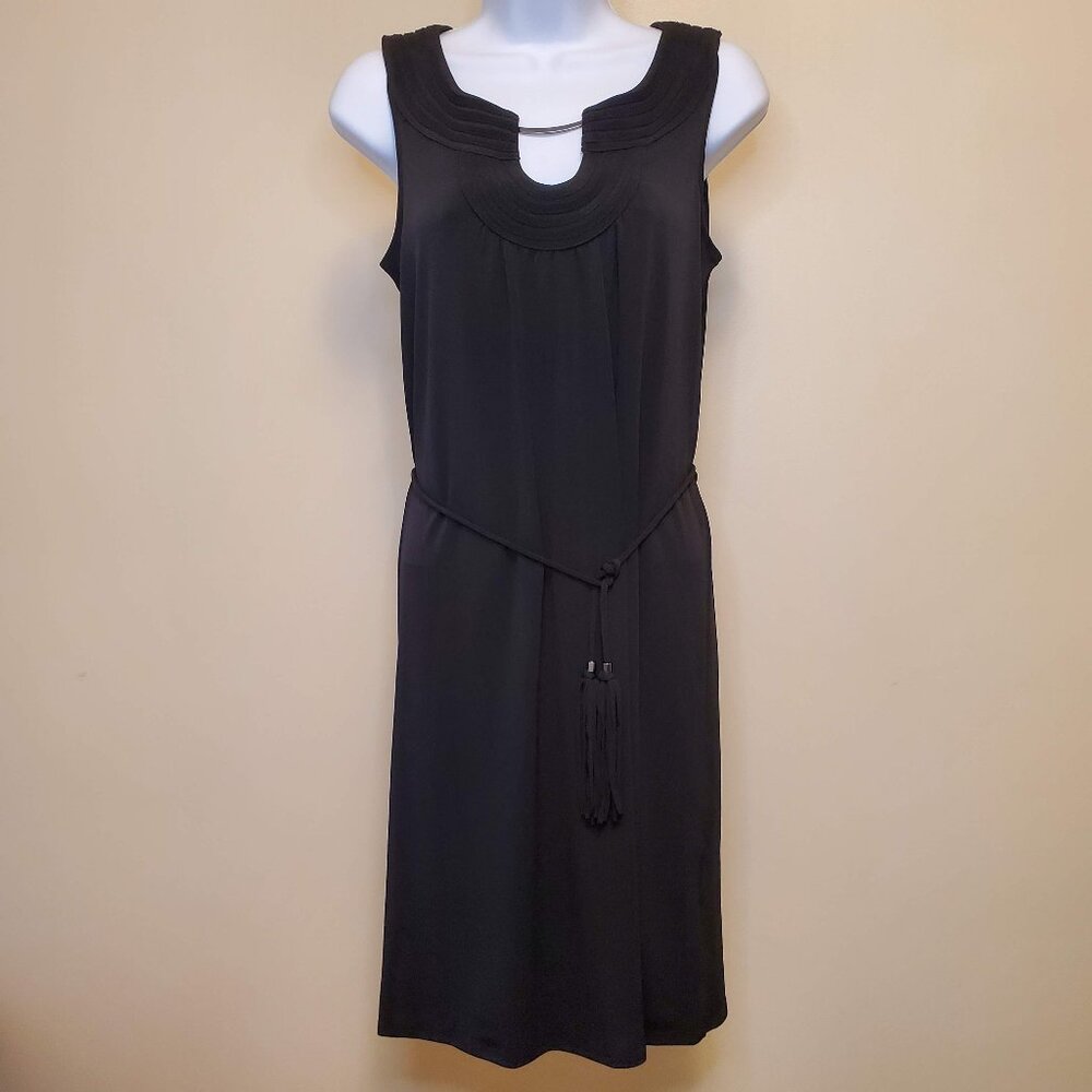 Dana Buchman Sleeveless Black Tie Little Black Dress - (XS)